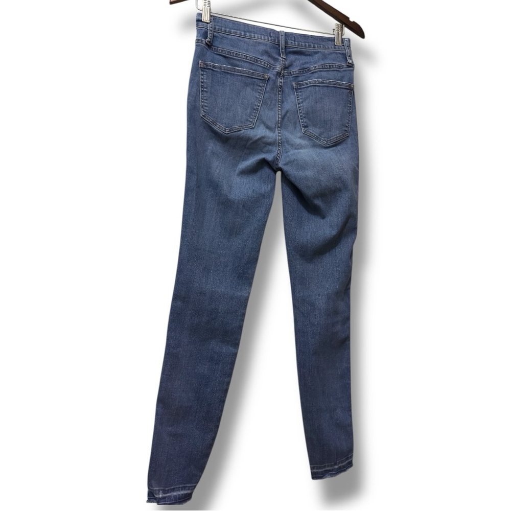 497 Madewell | EUC High-Rise Skinny Button-Fly Distressed Jeans (size 27) - Picture 3 of 16